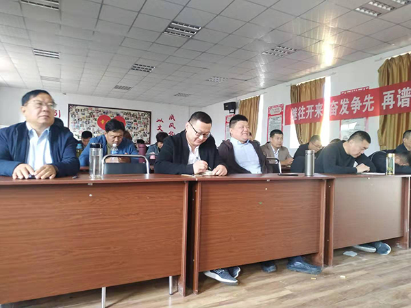 百煉成鋼、眾志成城—匯豐銷(xiāo)售精英國(guó)慶大練兵